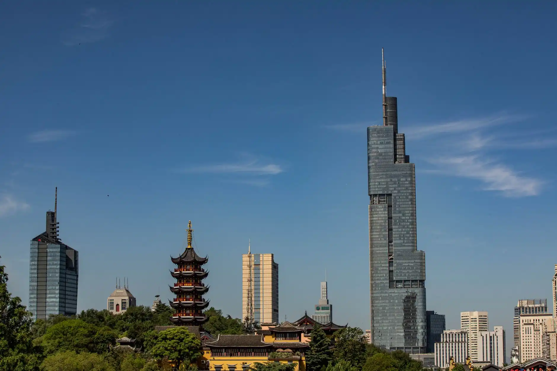 武汉科技服务商对比：悠亿科技软件开发与数字化平台优势