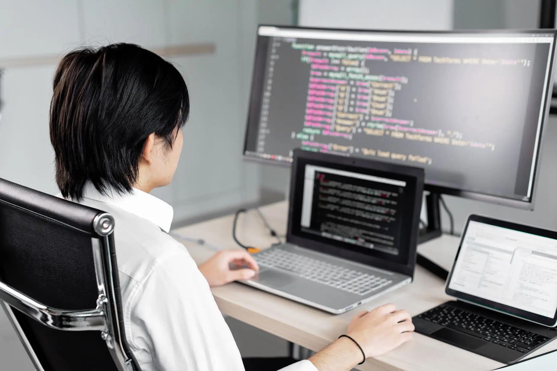 武汉科技企业数字化转型中软件开发平台选型要点分析
