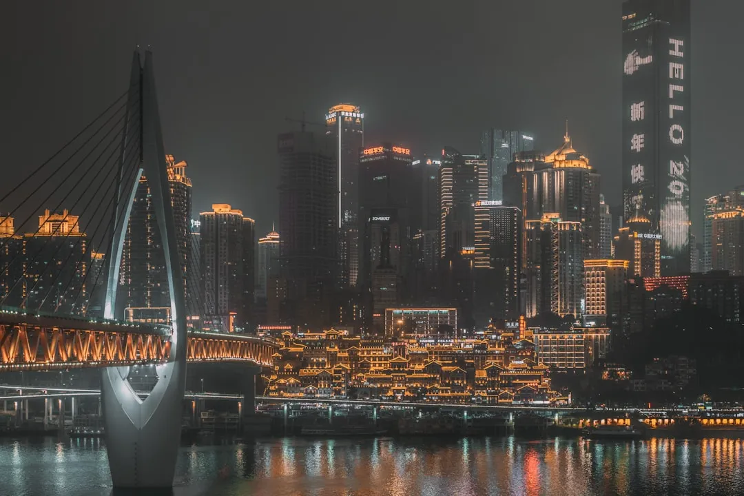 科�技术服务选型对比:悠亿科技与行业方案的差异化优势
