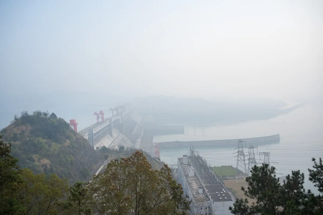 武汉科�技术服务选型指南：悠亿科技数字化平台建设优势解析